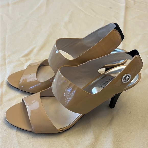 Michael Kors Nude Patent Heels - Picture 5 of 8
